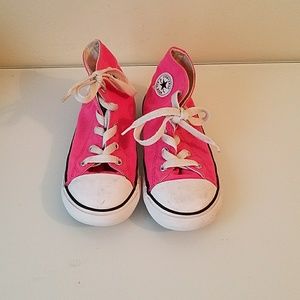 Converse hot pink
